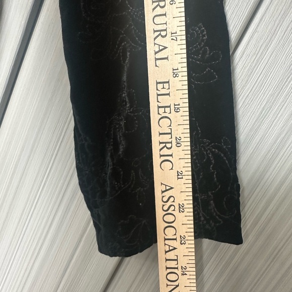 Old Navy Black Velvet Blazer with Floral Embroidery Tie Front Career Holiday SzL - Picture 6 of 12